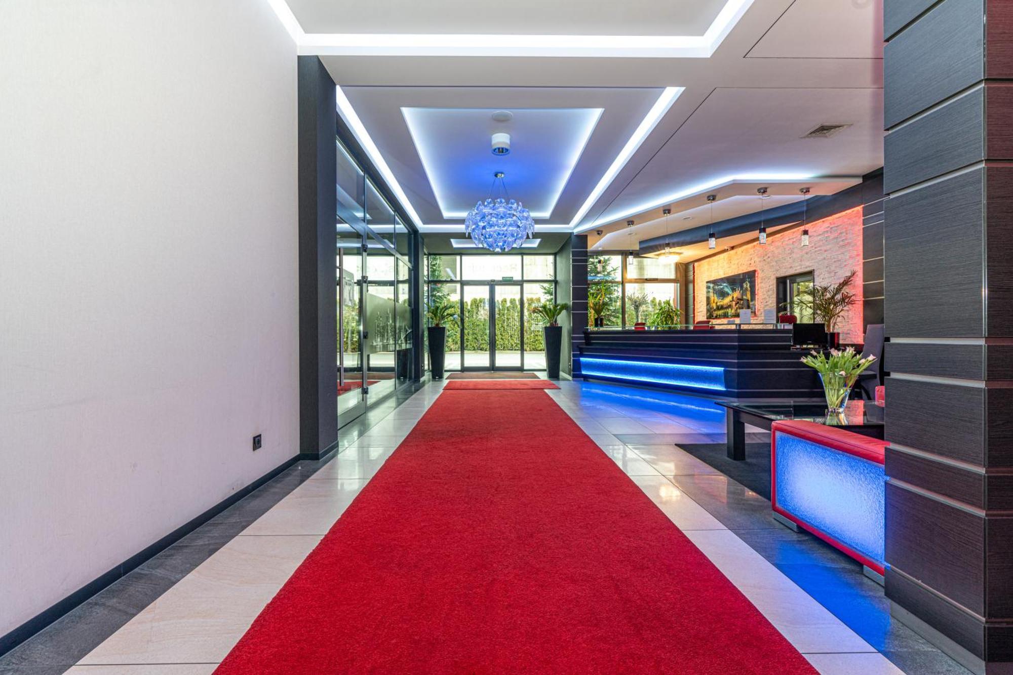 Hotel Soray Vělička Exteriér fotografie