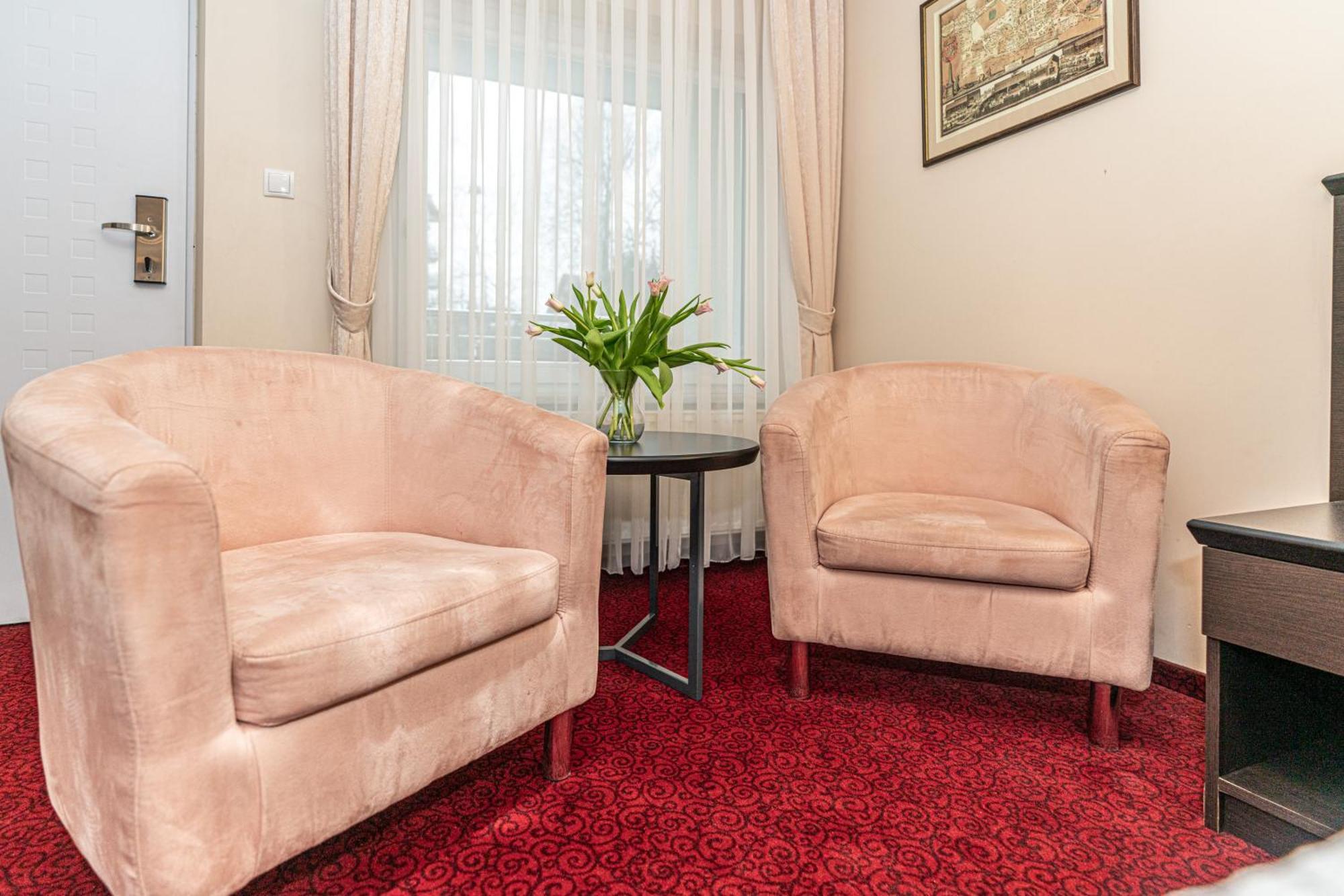 Hotel Soray Vělička Exteriér fotografie