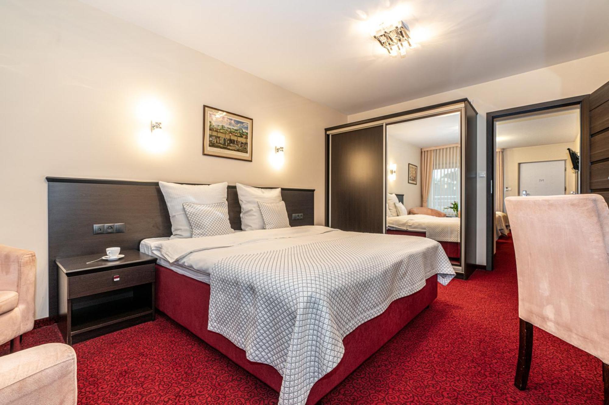 Hotel Soray Vělička Exteriér fotografie
