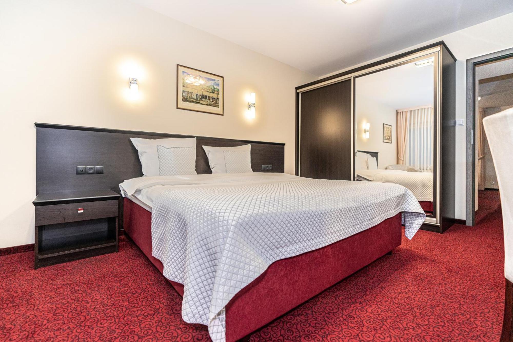 Hotel Soray Vělička Exteriér fotografie