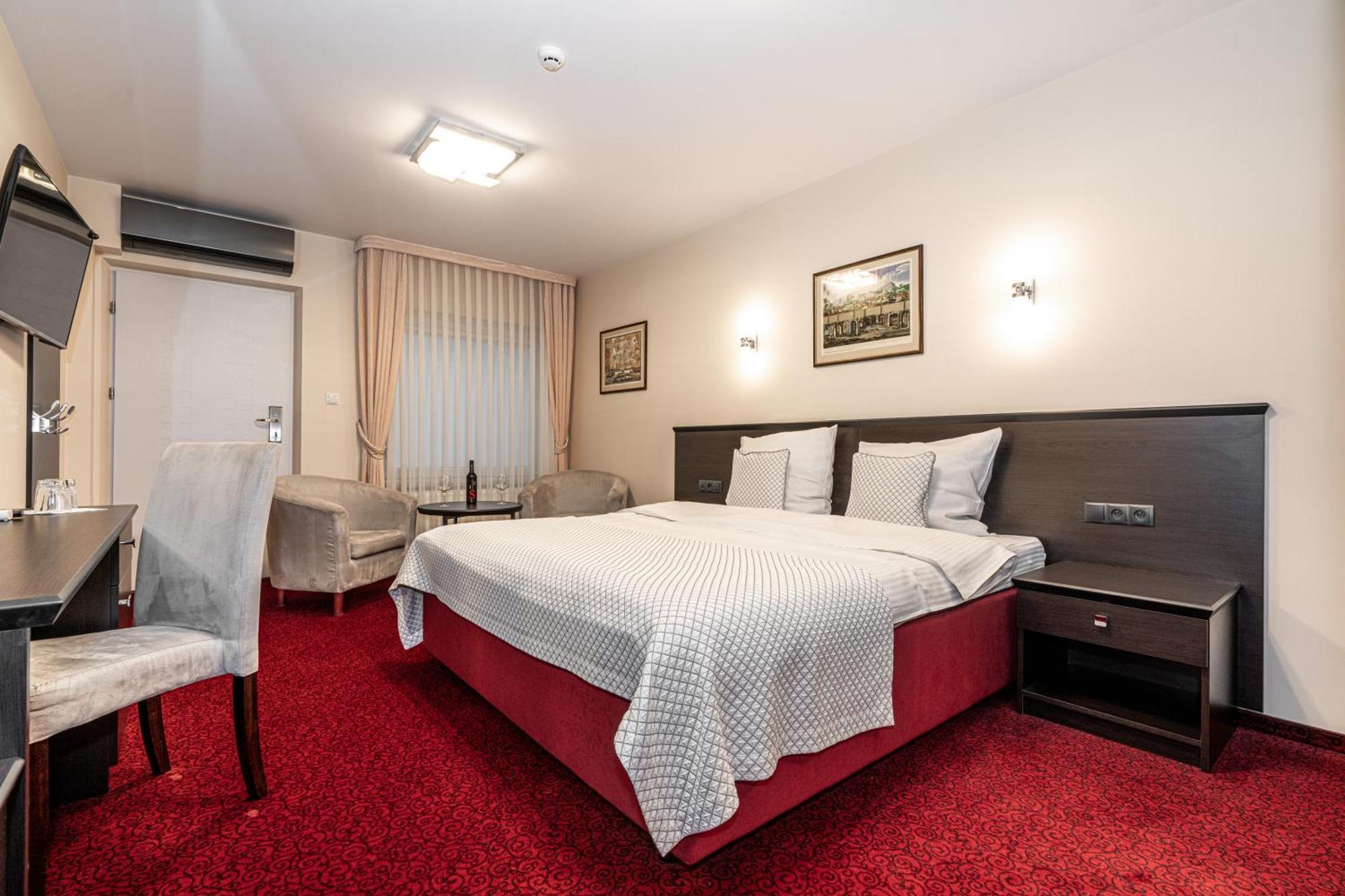 Hotel Soray Vělička Exteriér fotografie