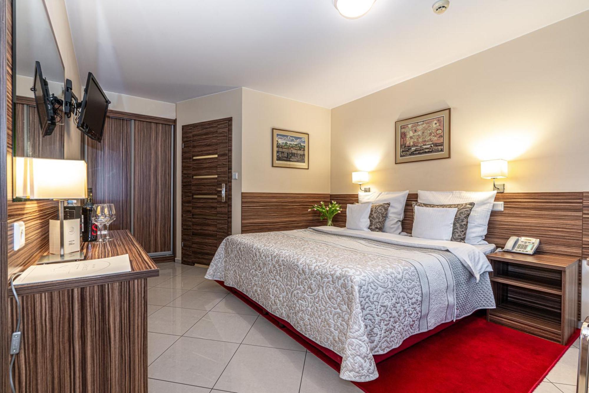 Hotel Soray Vělička Exteriér fotografie