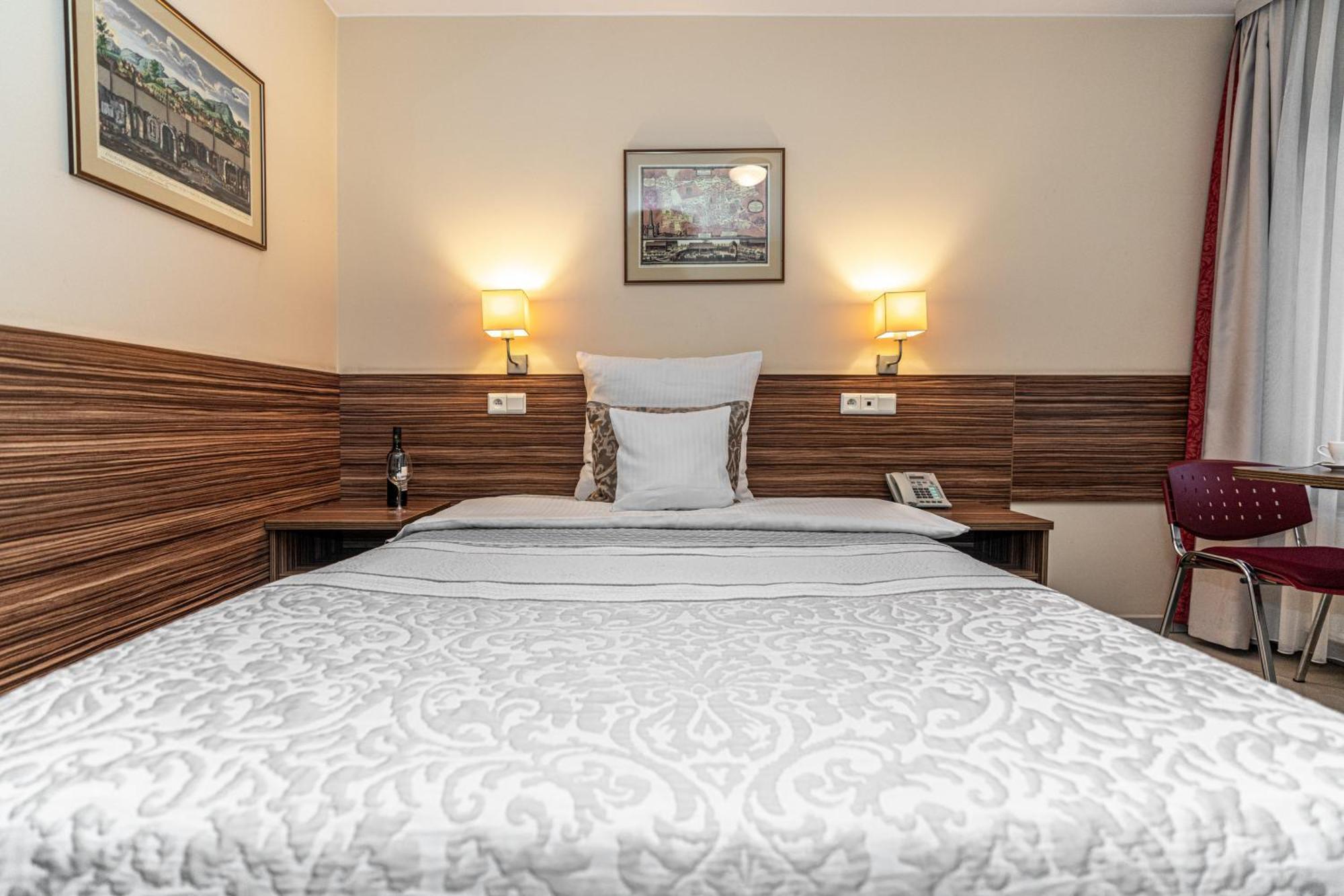 Hotel Soray Vělička Exteriér fotografie