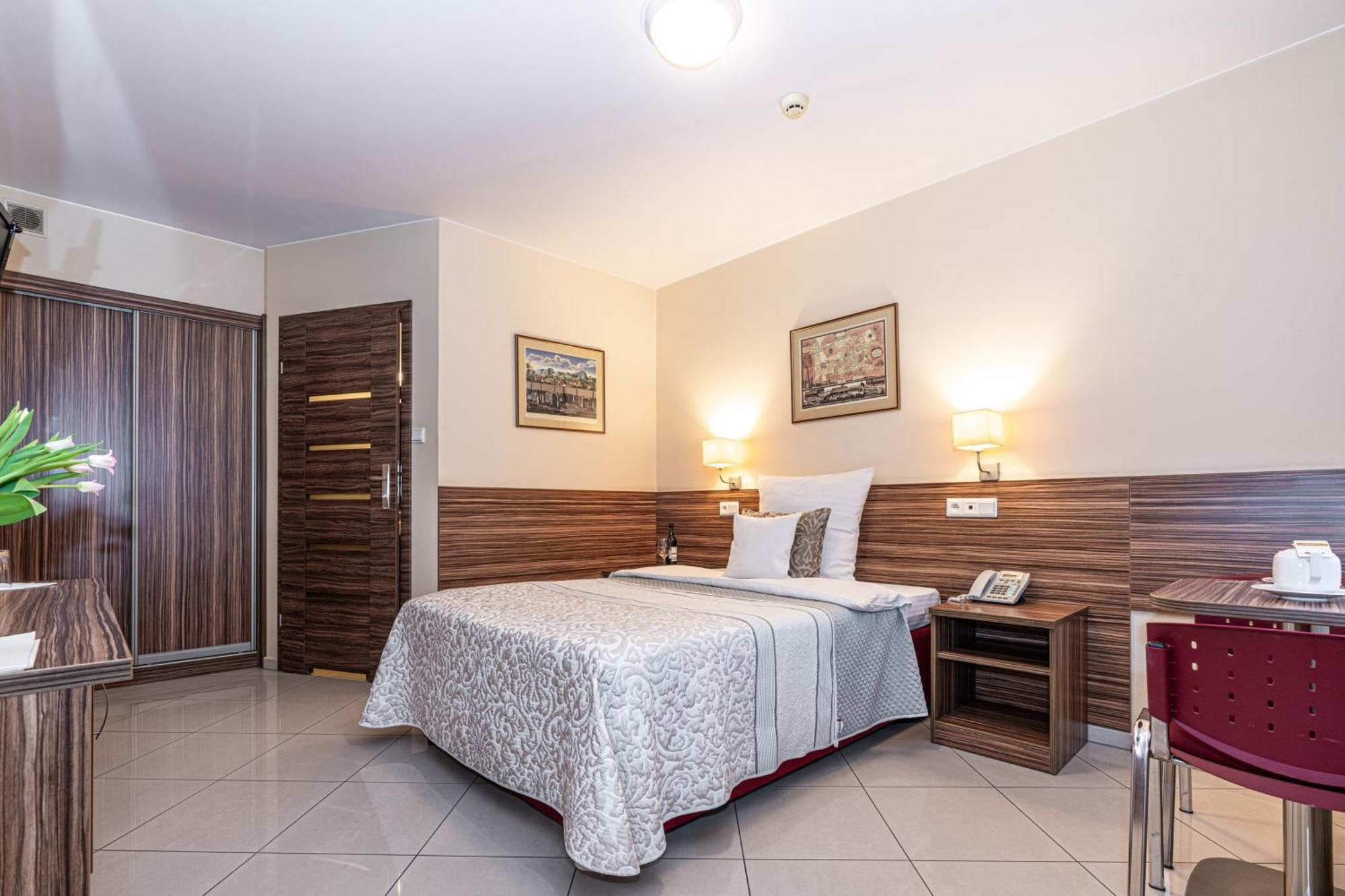 Hotel Soray Vělička Exteriér fotografie